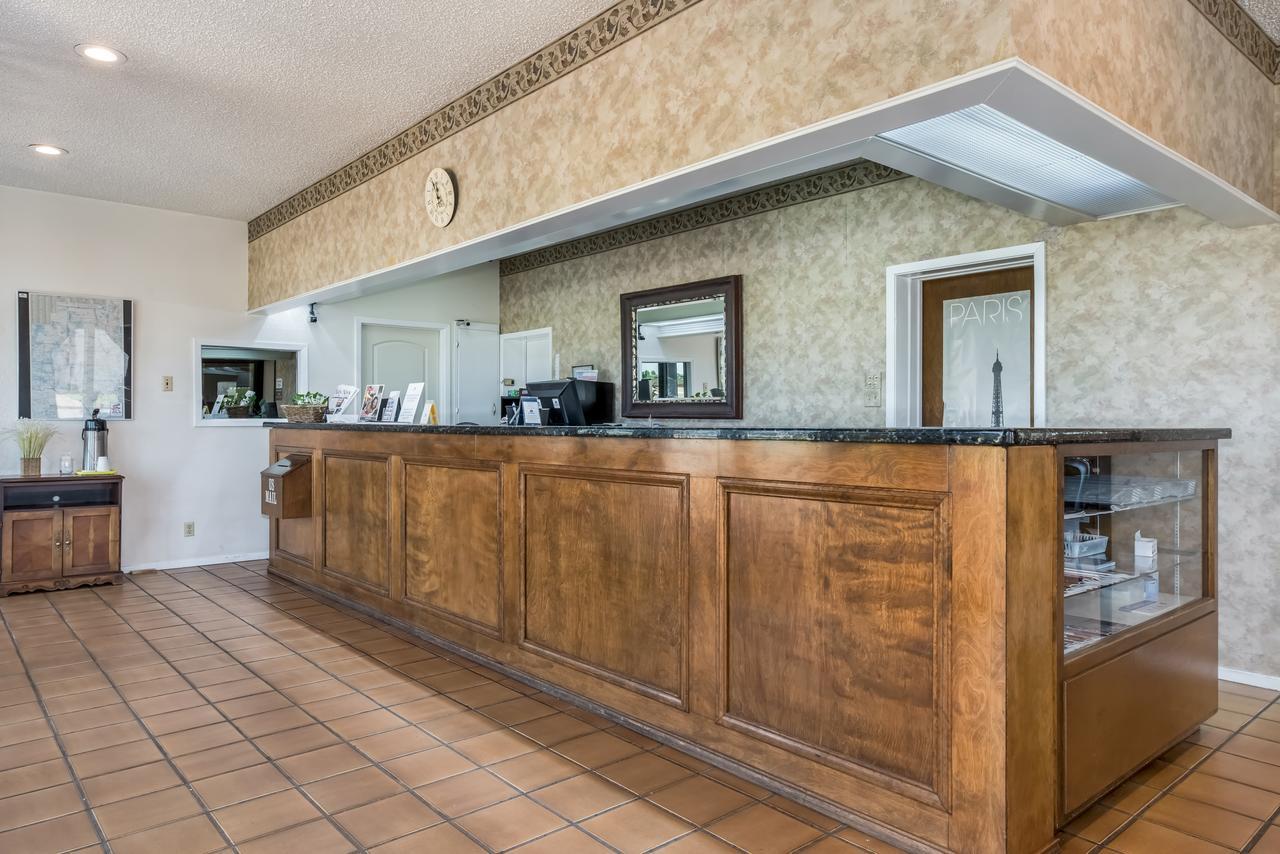 Americas Best Value Inn Пэрис Экстерьер фото