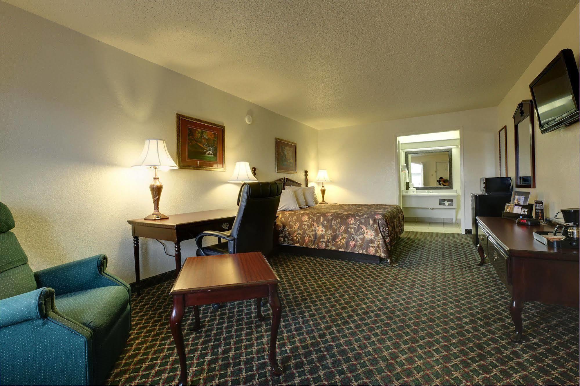 Americas Best Value Inn Пэрис Номер фото